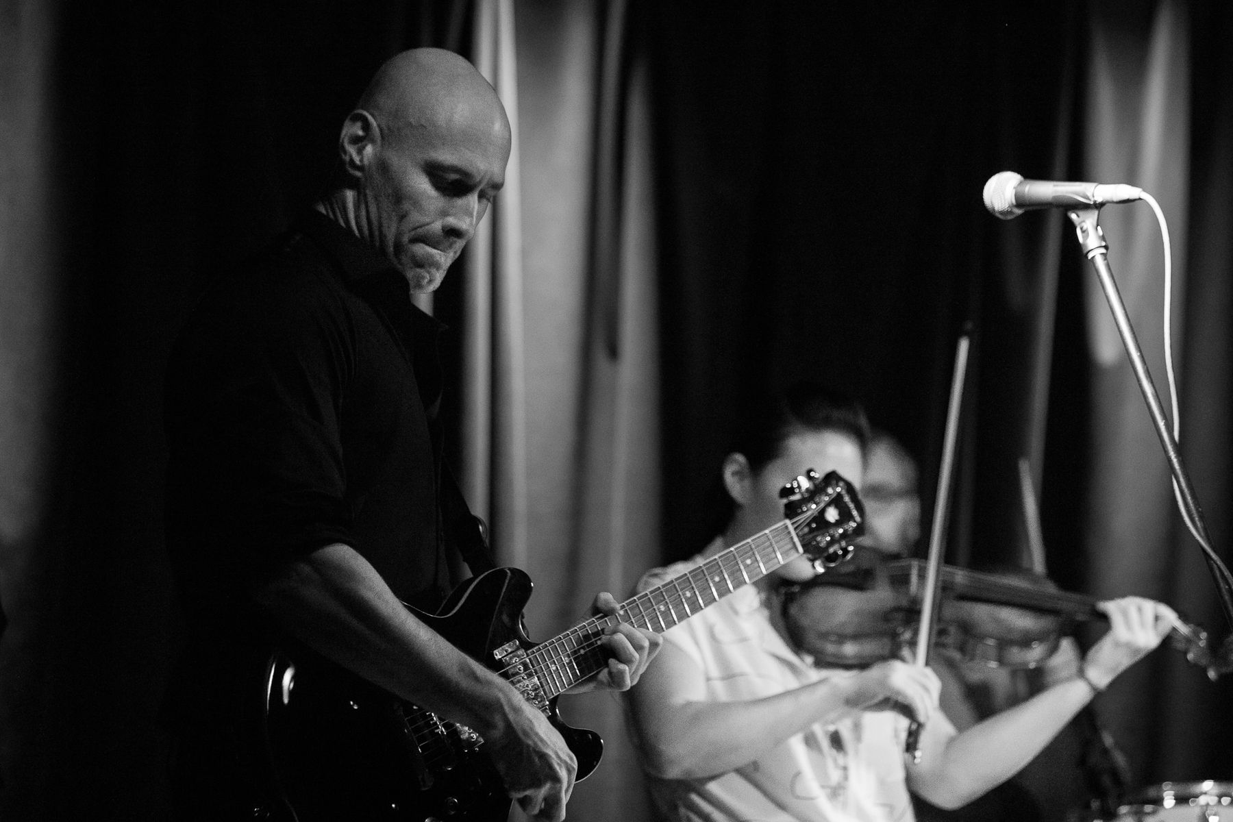 Deadbeat Superheroes