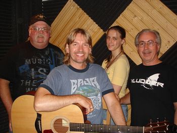 (L-R) Mike Robertson, Wendell Cox, Tia Robertson, MM
