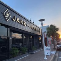 Vinyl Revival at Jake and Henry’s Fort Walton Beach