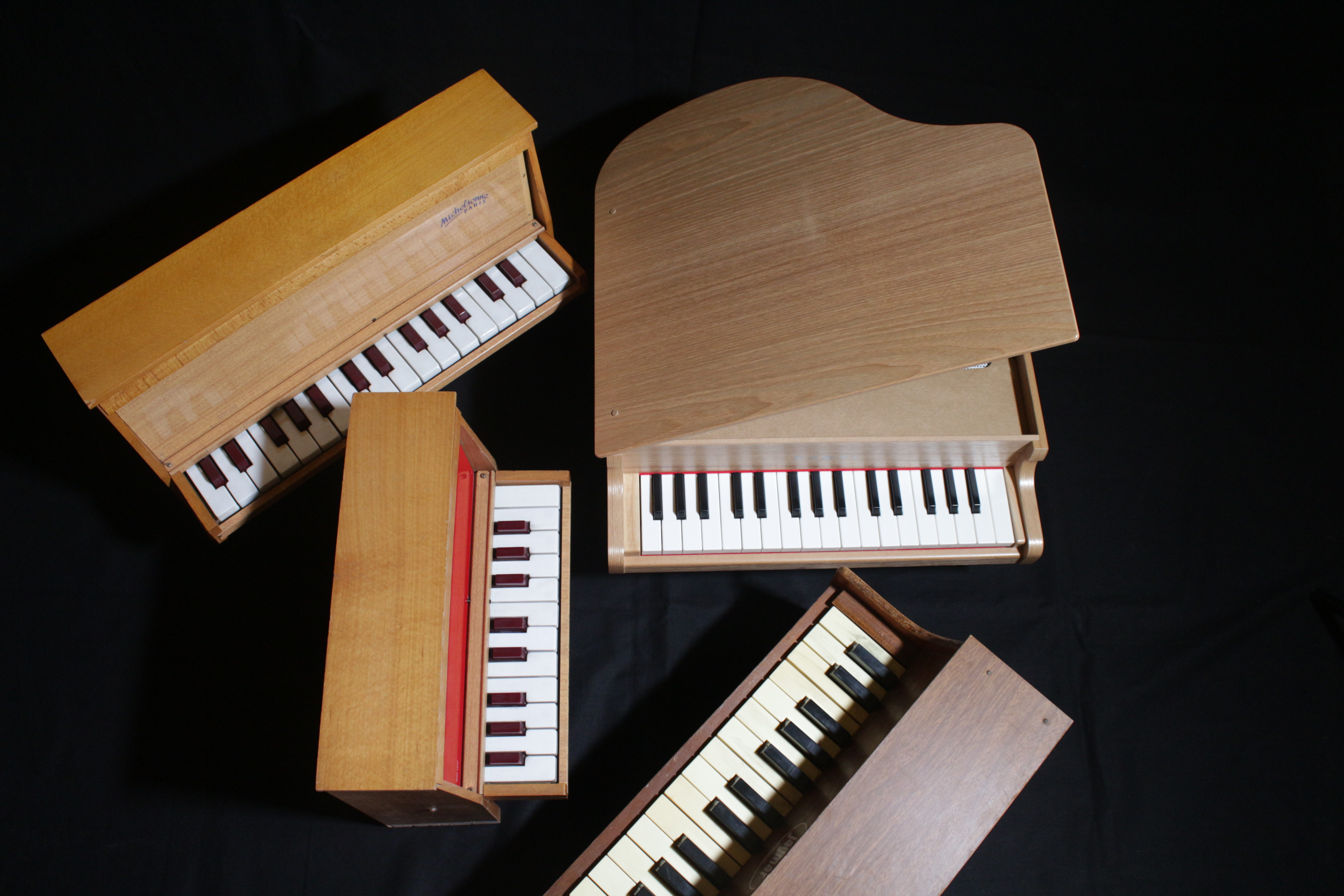 Goldon toy 2025 piano