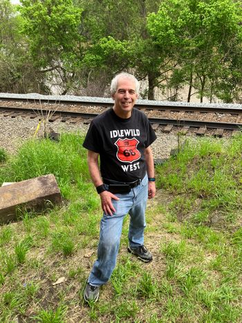 Railroad Tracks behind Bond Tomb. River is behind the tracks, where the inside photo for the first abum was taken.
