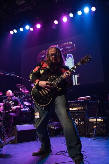 Thor Fields - Guitars, Theremin, Mandolin.
