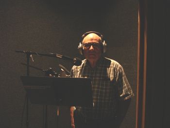 Veteran voice over artist Jim Loomis 6/08
