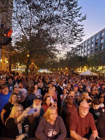 The crowd at the Niagara Falls Blues Festival 2022
