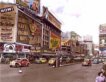 "New York City Makes It Right"... Times Square, 1947
