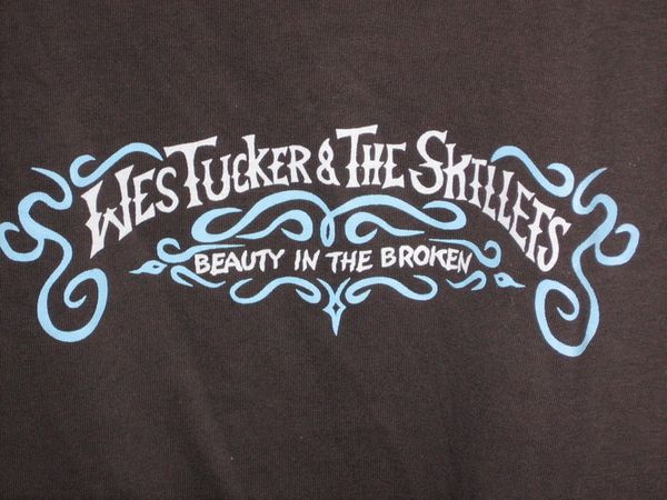 Beauty in the Broken (Men's T-shirt, gray)