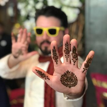 When in Mumbai...Henna
