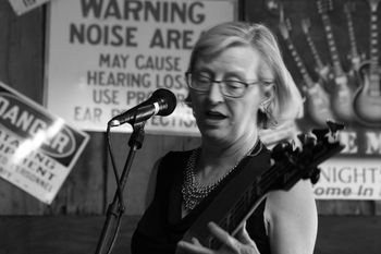 Christine Webb - Papa Juke
