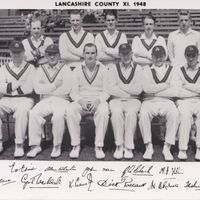 Cricket postcard-size photo - Lancashire CCC 1948