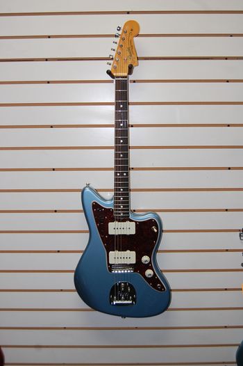 NJ Guitar and Bass Center - Solidbody Guitars