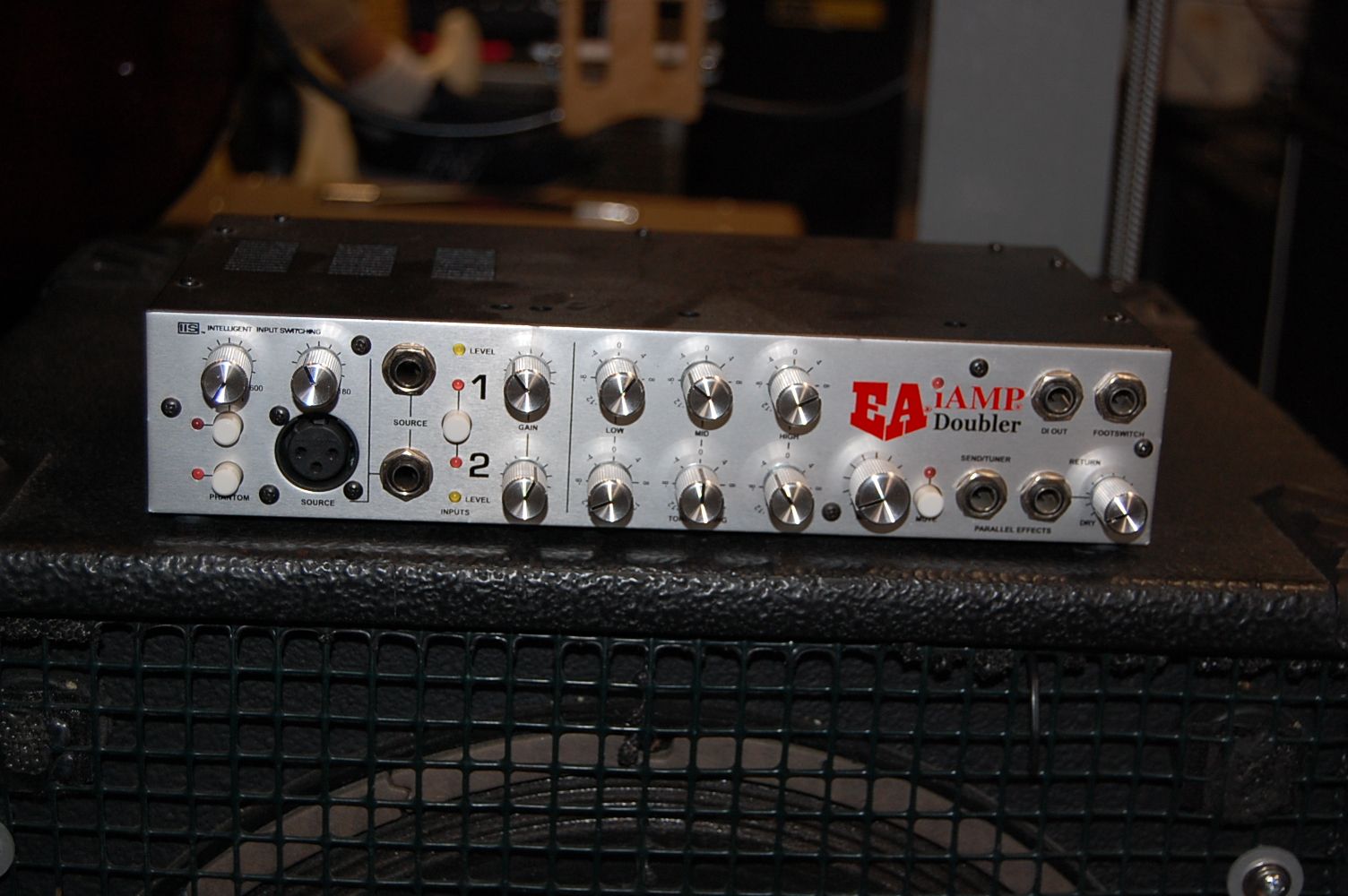 NJ Guitar and Bass Center - Bass Amps & Cabs