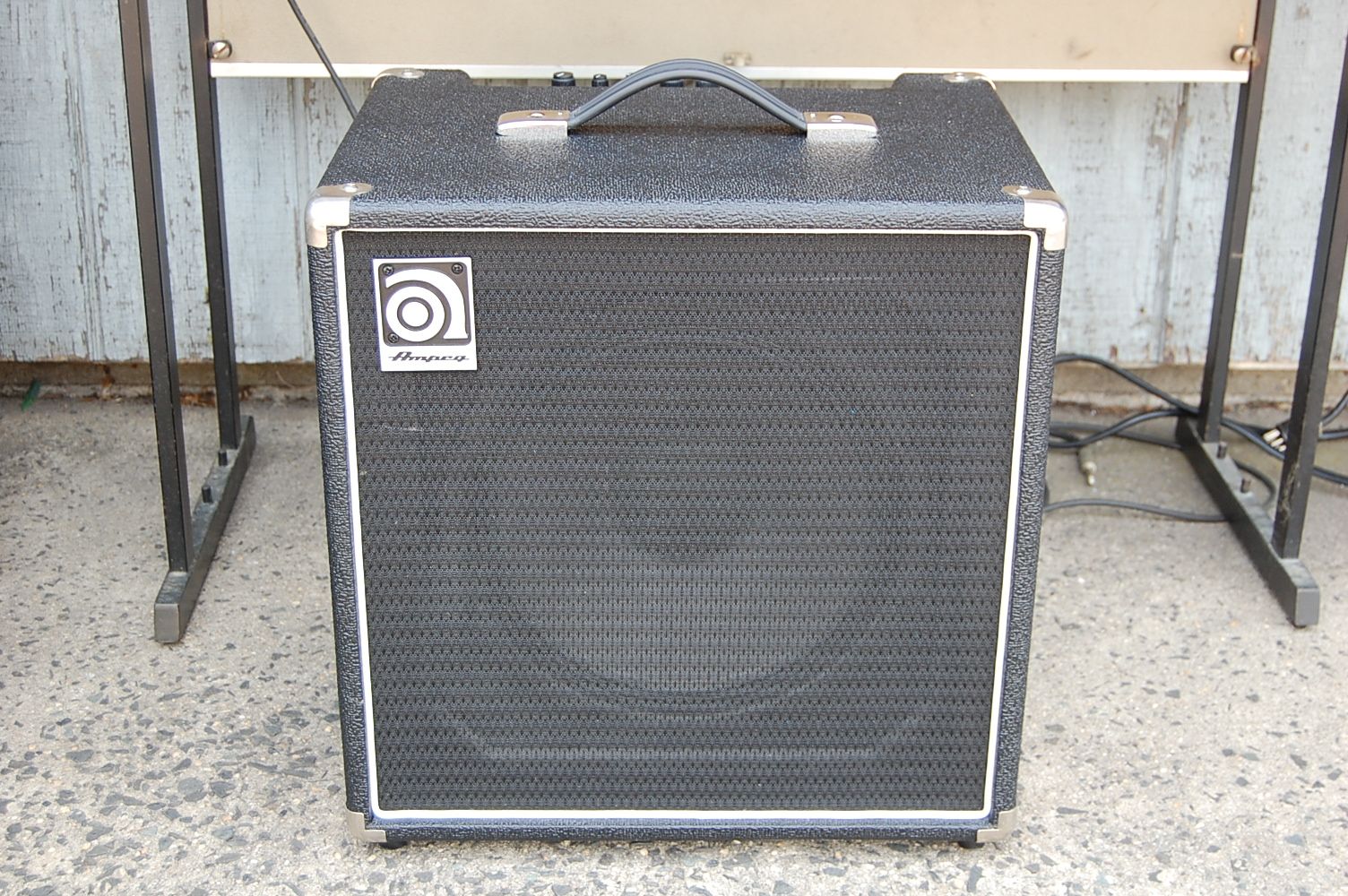 NJ Guitar and Bass Center - Bass Amps & Cabs