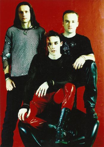 Promo shoot 1998 [photo Andrew Bannister]
