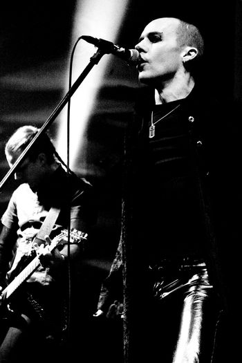 Live in Pretoria, South Africa 2006 [photo by Janine van der Tuin]
