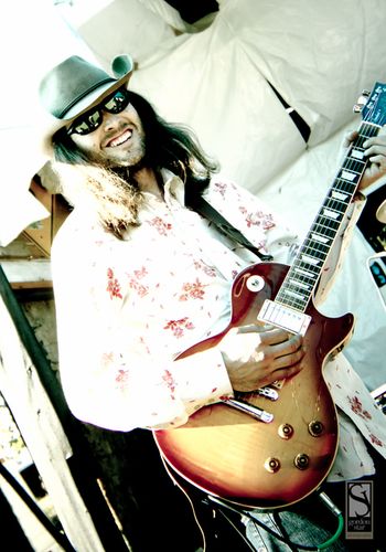 Photo by Larry Star
