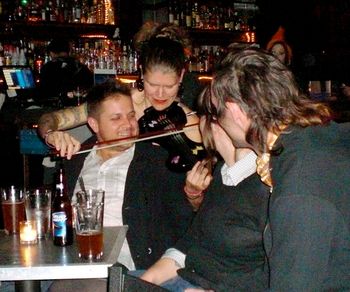 ToST Lounge, Seattle--holding audience captively
