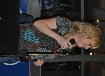 Dana Landers entertains the crowd at Khalil's
