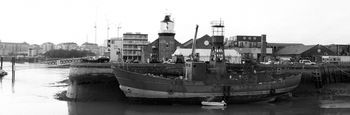 Lightship
