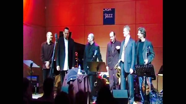 La Casa Del Jazz Roma Italy

Steve Turre, John Farnsworth Marco Di Gennaro, Vincenzo Florio, Aldo Farias,
Peppe Merolla Band Leader "Stick With Me "
Project
Peppe's latest CD