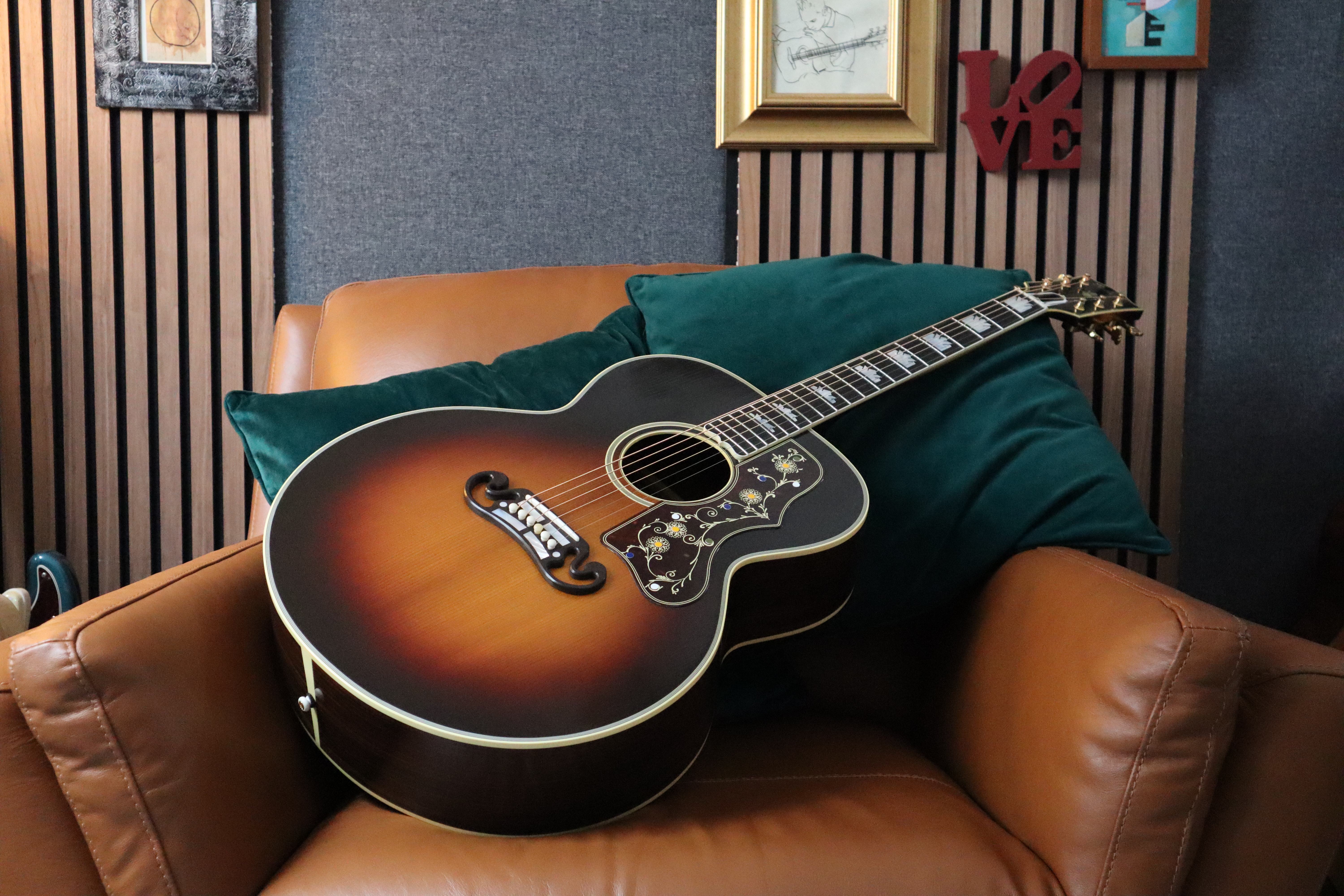 Gibson tom petty sj 200 hotsell