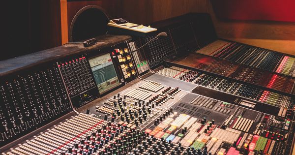 3 modern tips for achieving a professional quality recording on a budget