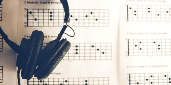 Free Webinar: 5 Confidence Boosting Music Theory Skills to Attract a Bigger Audience