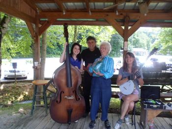 Leslie O'Dell (bass) and Lola Spivey (Jug), Chatsworth, GA, with Jerry & Joan

