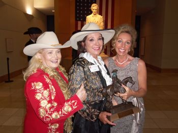 Lynn Anderson, Juni Fisher & Eli in Oklahoma City at the Western Heritage Awards.
