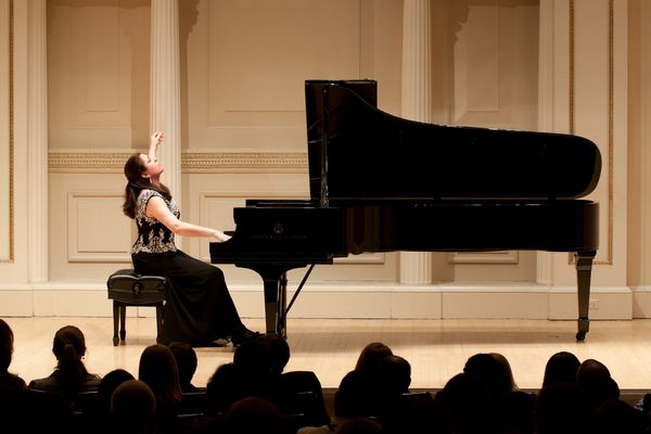 Susan celebrates the 25th Anniversary of her Carnegie Hall Recital Debut as First Prize Winner of the 2012 Bradshaw and Buono International Piano Competition!