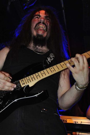 Davide Ronfetto (guitars)

