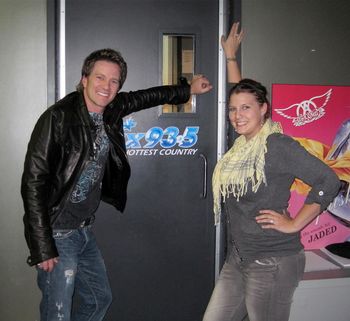 Greg stops by KIX 93.5 in Kingston to visit with Wendy-B, and Cogeco Cable
