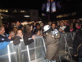 Gabz head-lined at the Stevenage Christmas Lights event and stayed behind to make sure everyone who wanted one got a photo or signature. 28/11/2013
