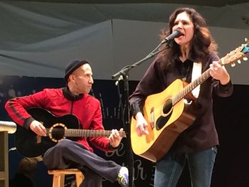 Howie and Nettie playing at Opry Mills Mall
