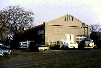 Bond Lake T&Y Radial car barn 1977
