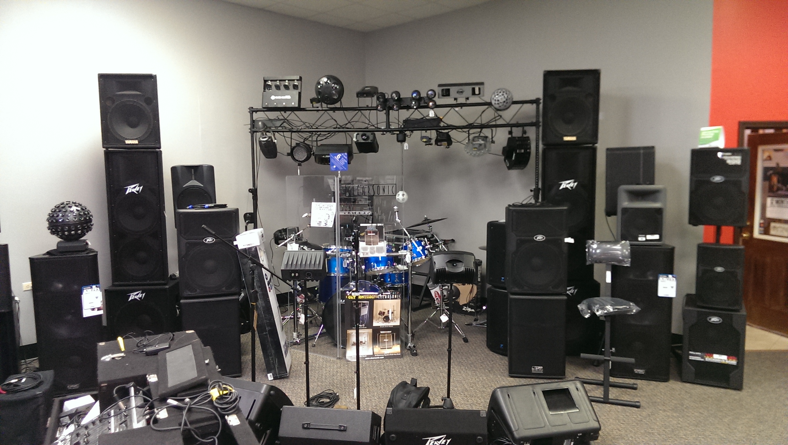 Will West Music and Sound is your one stop shop for all things music... Especially Live Sound and Lighting! QSC, YAMAHA, JBL, and so much more! 