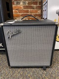 Used Fender Rumble 25 Bass Amp