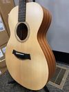 Taylor Academy 12e Acoustic/Electric - Natural
