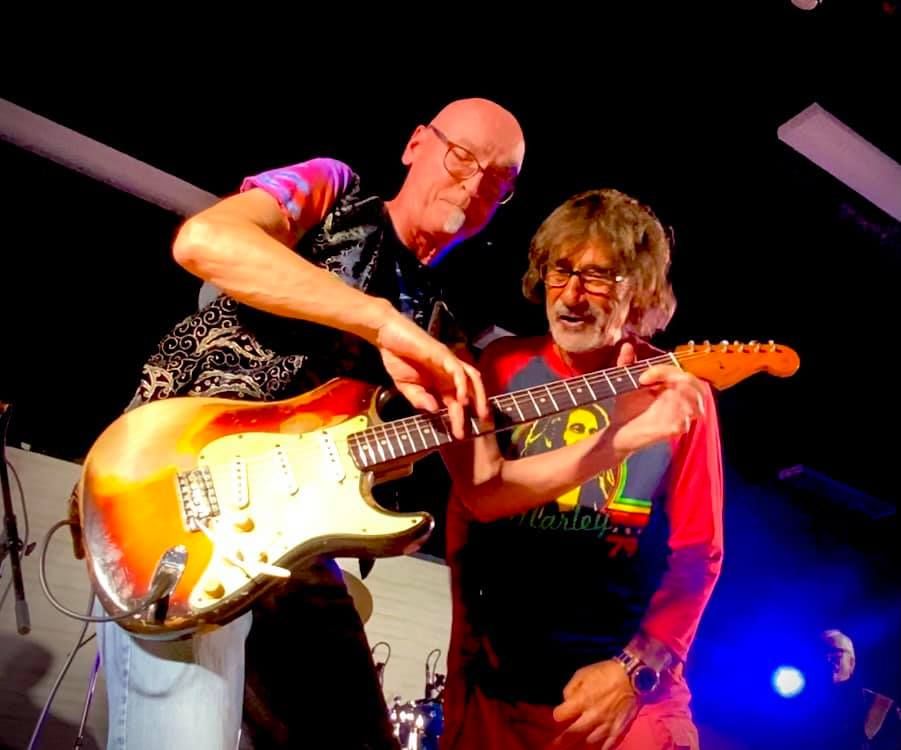 PAISLEY CRAZE Photos