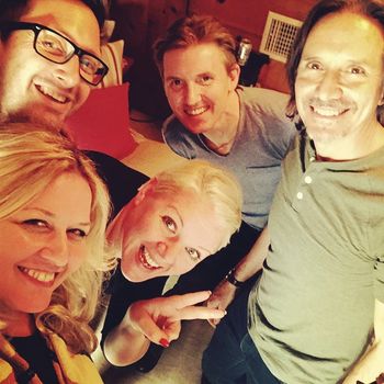Windy Wagner, David Loucks, Jeanette Olsson, Scott Erickson and Kip Lennon recording vocals on a Disney session with producer Scott Erickson
