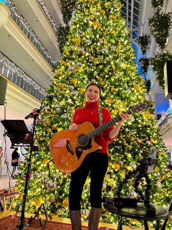 Katie playing a special Holiday performance at Loews Hotel in Santa Monica
