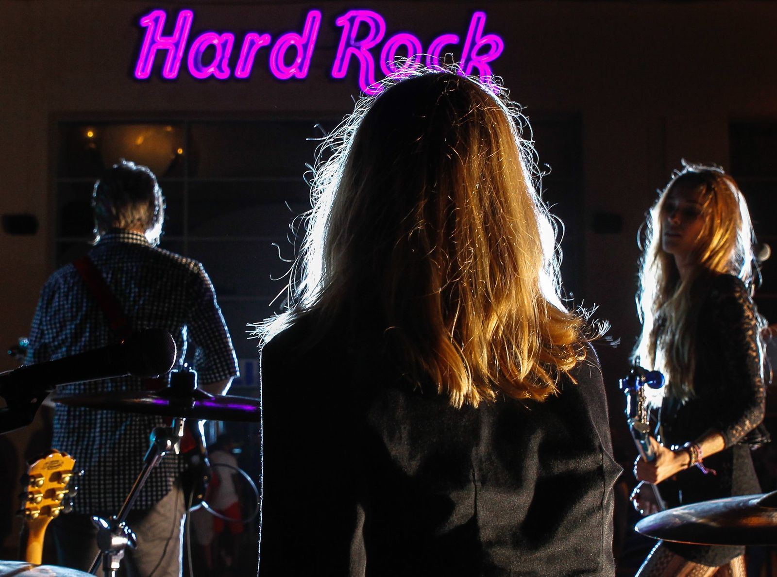 STILL EIGHTEEN Photos