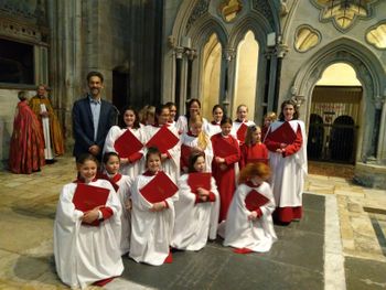Ian with Gloucester Cathedral Girl Choristers
