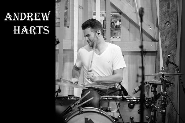 Andy Harts – Drums:
Drumming has been a part of Andrew Harts’ life ever since he was a toddler. After graduating from banging on his mom’s pots and pans, he continued his passion for the drums which has led him to performing with artists and bands throughout the tri-state area, including gigs on major festival stages, award shows and historical music venues. Andrew is beyond thrilled to be backing Jessica Lynn on the skins, along with getting to play with her rockin’ family band. 
