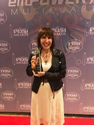 Patricia Bahia on the red carpet at the Positive Music Awards 2018