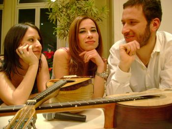 Voice, Mandolin, Guitar: neapolitan songs
