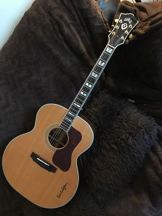 Guild F-50R Jumbo Rosewood with K&K Sound Pure Mini pickup. Signed by Kris Kristofferson