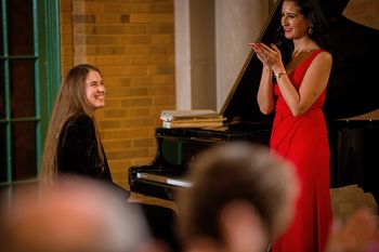 Lara Driscoll (piano), Mary Aldousary (voice) Elena Bazini Photography

