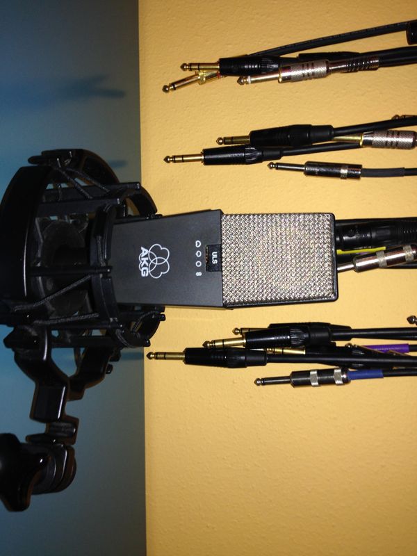THE microphone for all applications:  The original and classic AKG C414 ULS for vocals, acoustic guitars, and much more.  A mellow yet precise microphone. 

