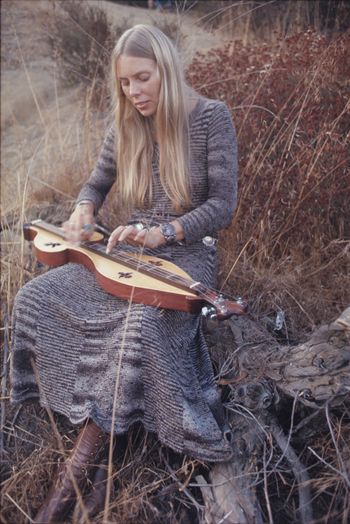 Joni with The Princess Dulcimer, used with permission of Henry Diltz.
