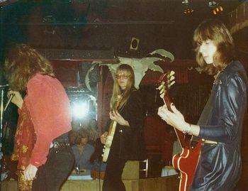 Aliens - Club 82 in NYC 1976
